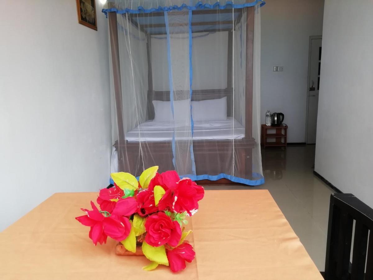Rainbow Beach Resort Ambalangoda  Extérieur photo