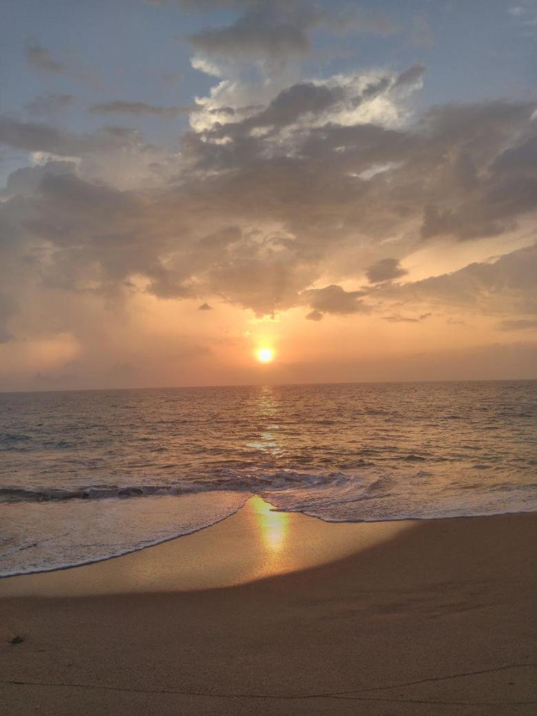 Rainbow Beach Resort Ambalangoda  Extérieur photo